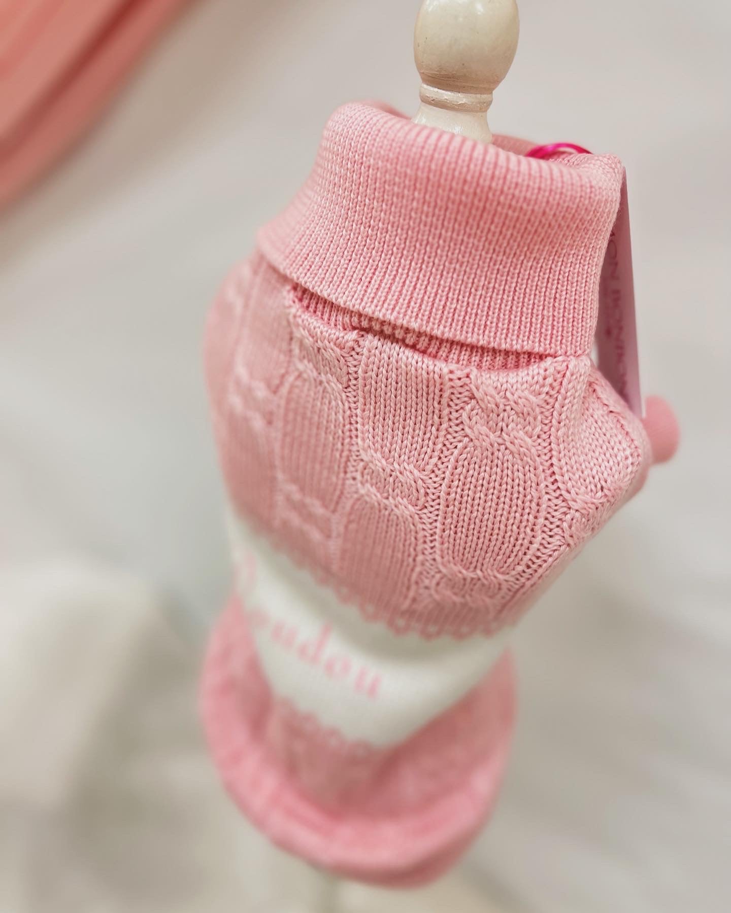 Pull DouDou Rosa